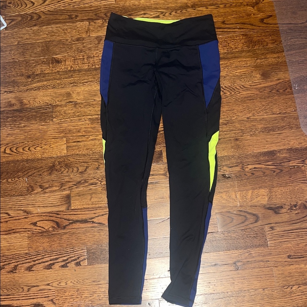 VICTORIA SECRET WORKOUT Black Leggings with Blue and Yellow Accents